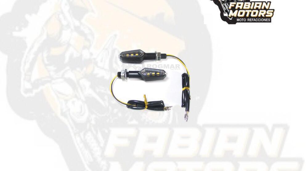 DIRECCIONAL UNIVERSAL 12V NEGRA 3 LEDS FRONTAL, 6 LEDS POSTERIOR A-08 (PAR)